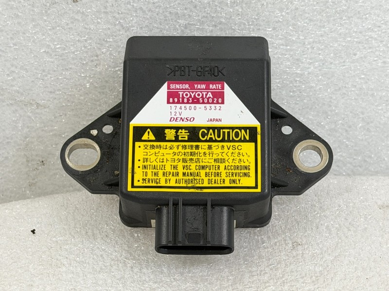 04-06 LEXUS UCF30L LS430 YAW TURN RATE STABILITY SENSOR 89183-50020 OEM