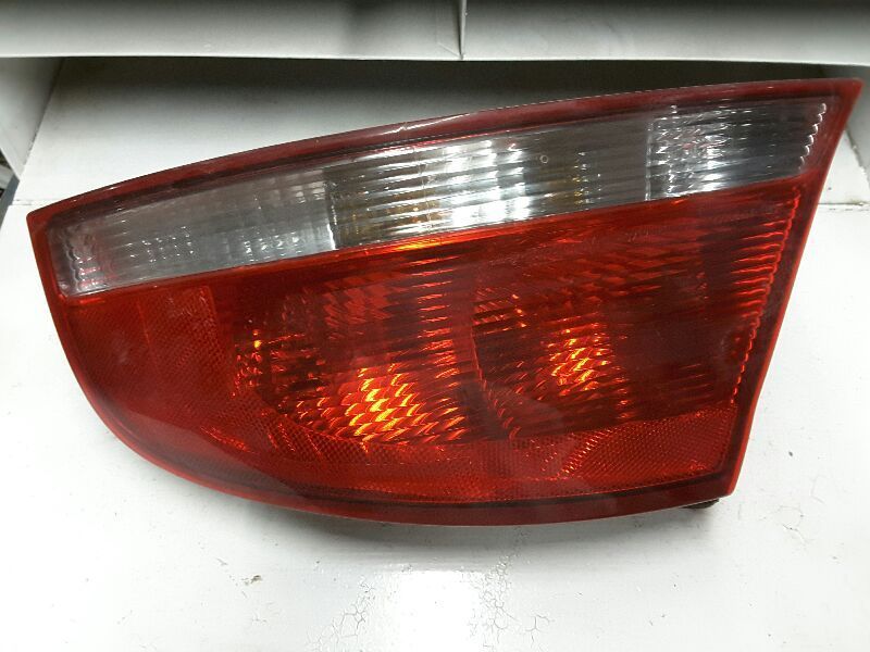 01 02 03 04 05 06 SEBRING R. TAIL LIGHT SDN 92289