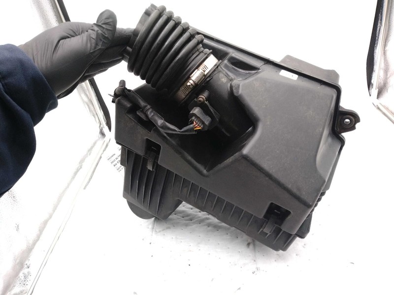 2012 Nissan Altima Air Cleaner Assembly OEM 16500JA00A Used Black