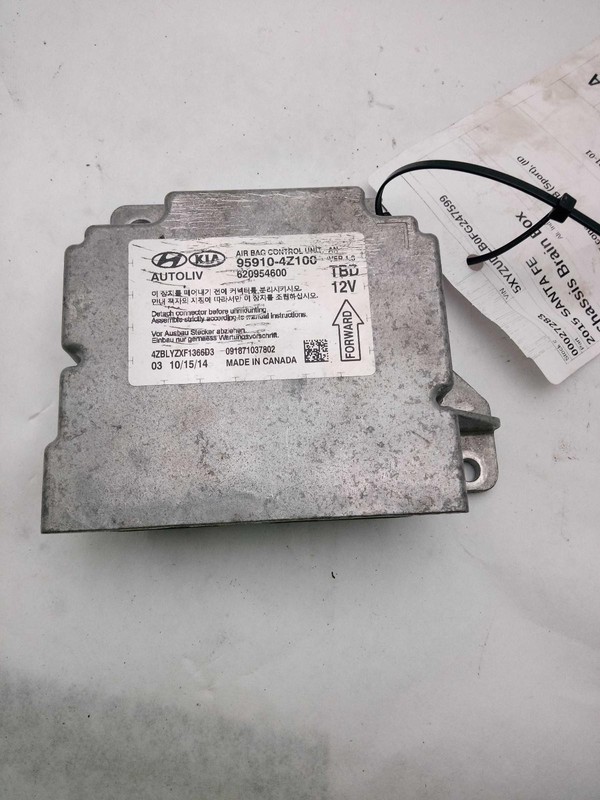 Used Air Bag Module fits: 2015 Hyundai Santa fe Air Bag center console SWB Sport