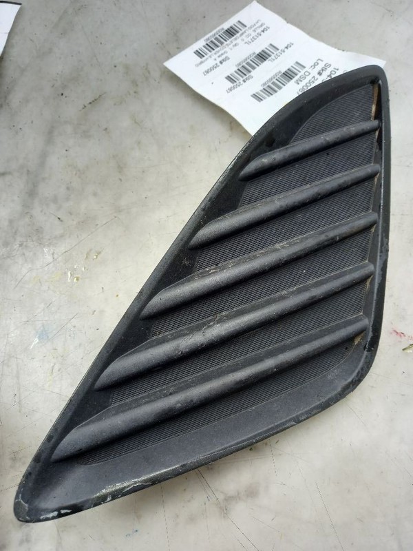12 13 14 TOYOTA CAMRY LE HYBRID DRIVER LEFT LOWER GRILLE