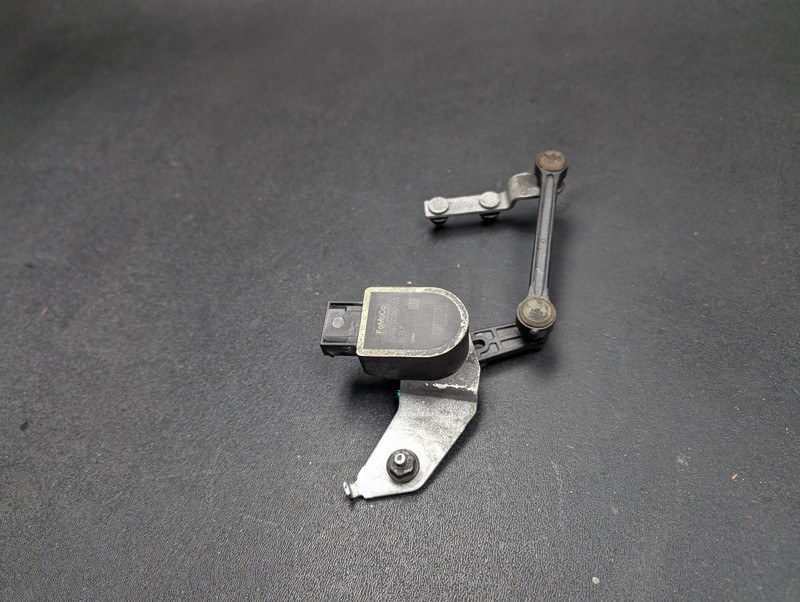 Rear Right Ride Height Sensor 2017 Volvo S60 31288274 2014 2015 2016 2018