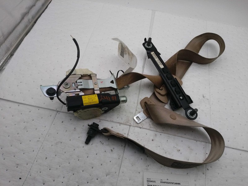 Used Front Right Seat Belt Front fits: 2008 Kia Rondo bucket seat passenger retr