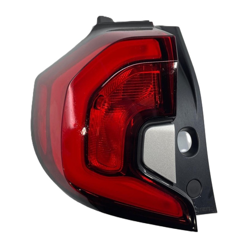 2018-2021 GMC Terrain Left Driver Side Tail Light Lamp LH OEM 84379497 140 Miles