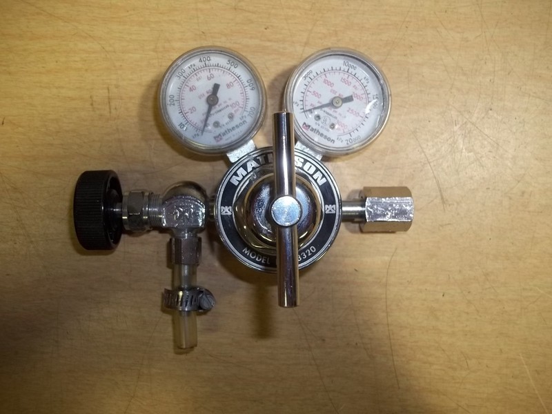 Matheson Regulator 3320 w/ Gauges #63-1112 63-1133 *FREE SHIPPING*
