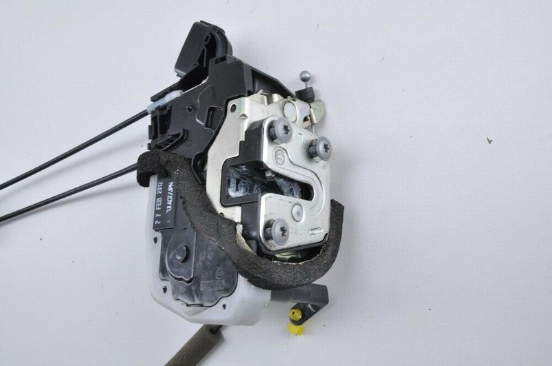 NISSAN ROGUE Front Left LH Door Lock Latch Actuator OEM 2008 - 2013
