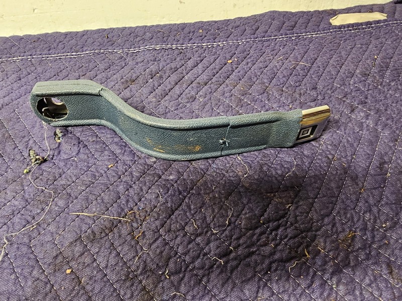 Chevy Van G20 Seat Buckle Front PassengerBlue GM OEM Cheverolet G Series 1990