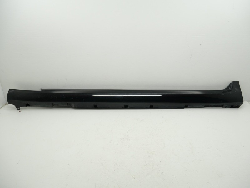 2003-2008 Infiniti G35 LH Driver Side Rocker Panel Cover 76851JK01A OEM