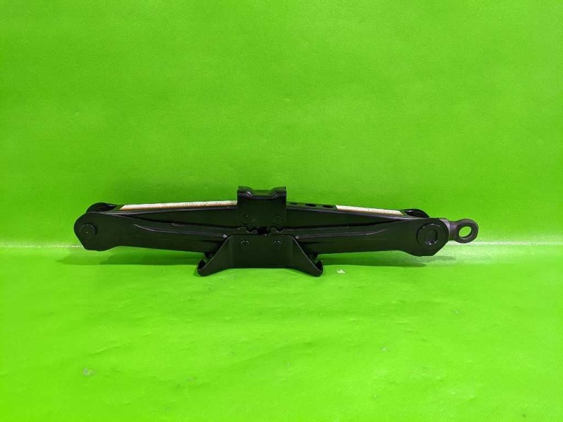 19-24 COROLLA HTBK EMERGENCY ROADSIDE JACK OEM 4284-106