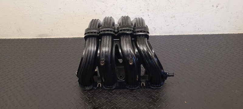 02-04 Jeep Liberty 2.4L Intake Manifold Assembly OEM 53013249AB