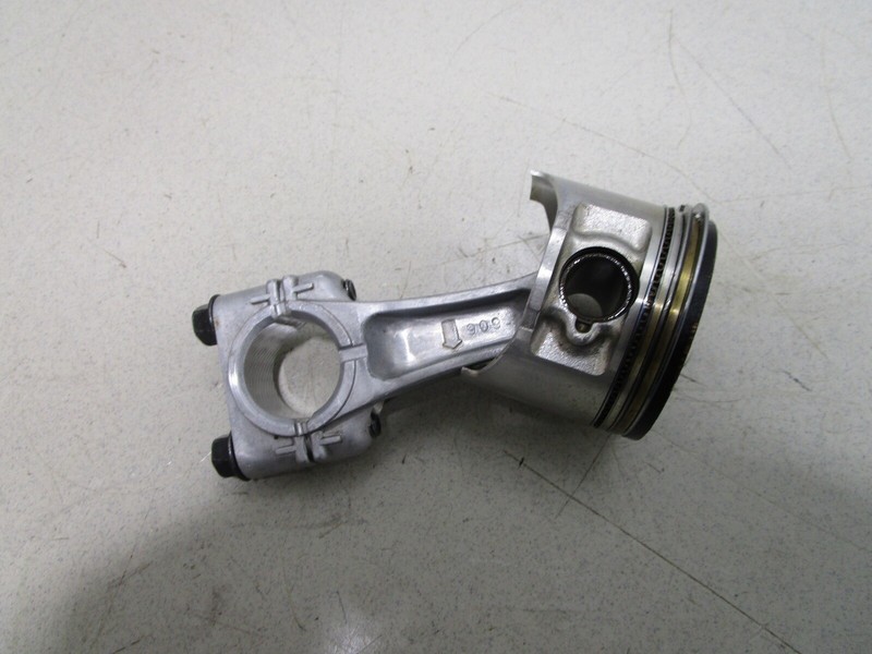 5033351 5033354 BRP JOHNSON Piston & Connecting Rod 4-6 Hp 4 Stroke 2005-2006