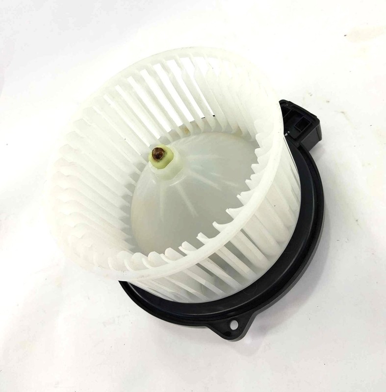 2019-2023 Mazda 3 Preffered HVAC AC Blower Motor Assembly OEM