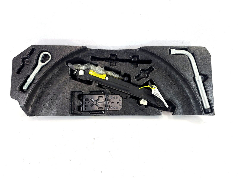 Mercedes-Benz ML500 Emergency Spare Tire Jack Kit W/ Lug Wrench OEM 2006