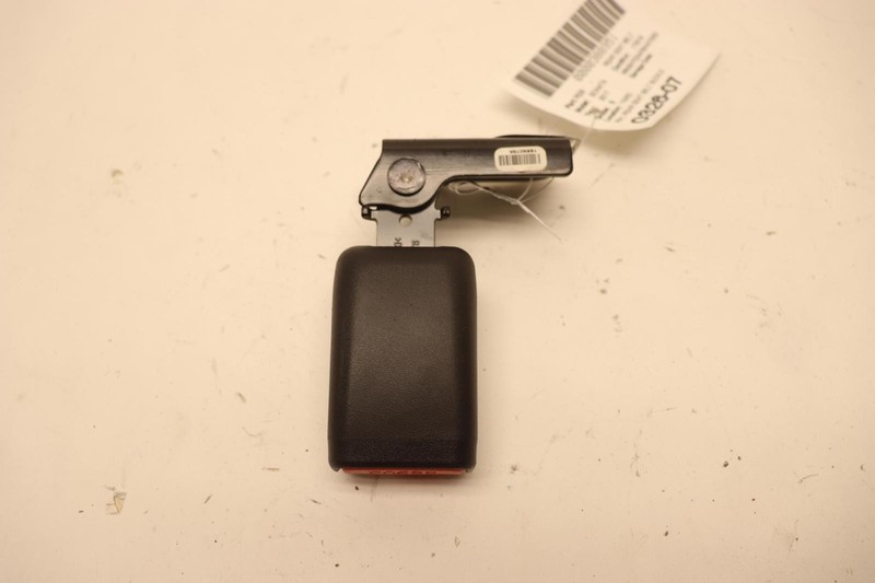 2015-2019 HYUNDAI SONATA REAR RIGHT SIDE SEAT BELT BUCKLE OEM