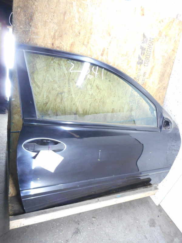 02 03 04 05 Mercedes-Benz C230 Coupe Front Door Passenger Right Black OEM C320