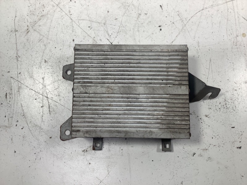 03-06 Honda Element Audio Amp Assembly 12V DC 39186-SCV-A000-M1 OEM