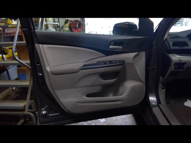 2014 CR-V Driver Left Front Door Trim Panel 1595570