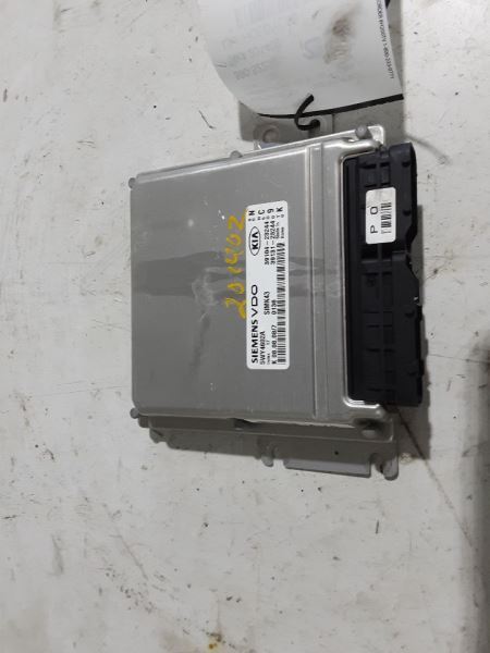 Engine ECM Electronic Control Module 2.0L 4 Cylinder Fits 08-10 SPORTAGE 2206006