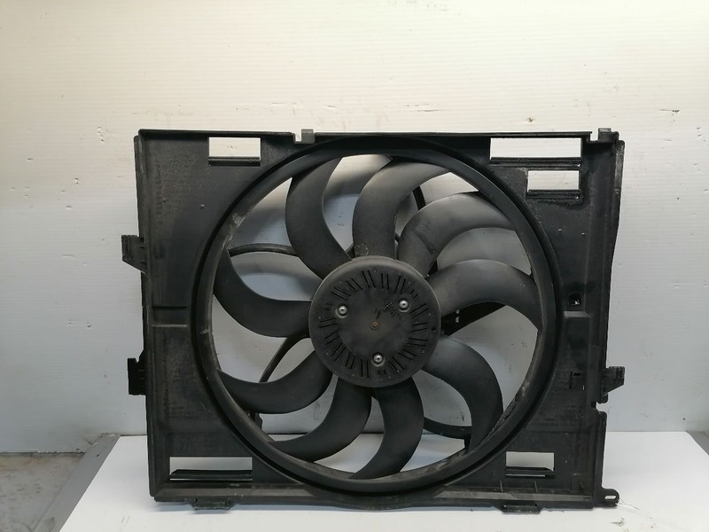 Radiator Fan Motor Fan Assembly Fits 17-20 BMW 230i 1446579