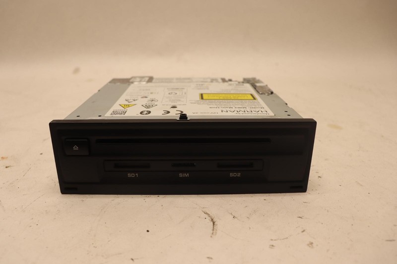 2017 PORSCHE MACAN DASH MULTIMEDIA RADIO DVD CHANGER PLAYER RECEIVER OEM