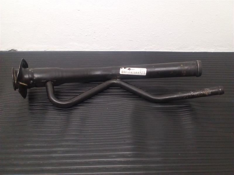 98-99 Chevrolet Suburban Fuel Filler Neck OEM 15732488