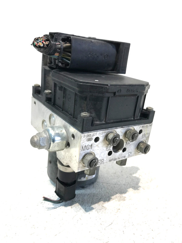 2004-2008 Mazda RX-8 ABS Anti-Lock Brake Pump Assembly Dynamic Stability Control