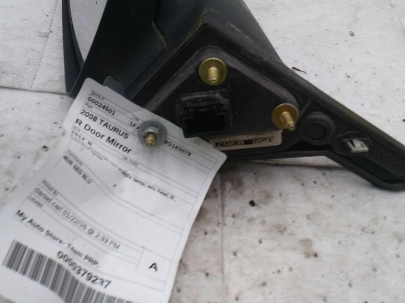 Used Right Door Mirror fits: 2008 Ford Taurus Power folding w/puddle lamp heat w
