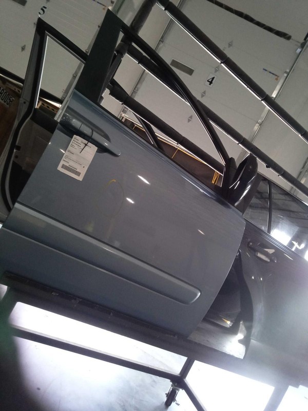 2009 KIA Sedona Right Door Blue Used OEM Part Dents 165K Mileage