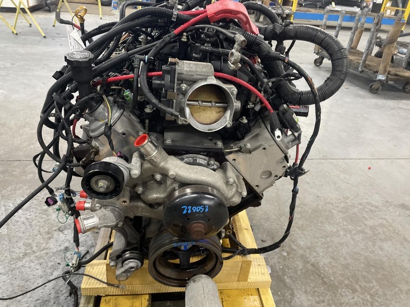 07-'08 GMC SIERRA 1500 Engine 4.8L 72k miles Runs Well 6 Month Warranty!