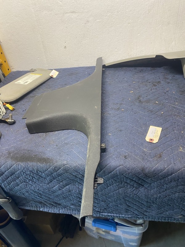 2008 Chevrolet Impala Left Bottom Center Pillar Post OEM