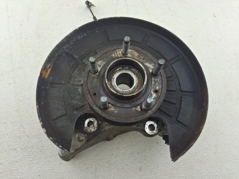 2018-2022 GMC TERRAIN REAR RIGHT PASSENGER SIDE SPINDLE KNUCKLE HUB OEM