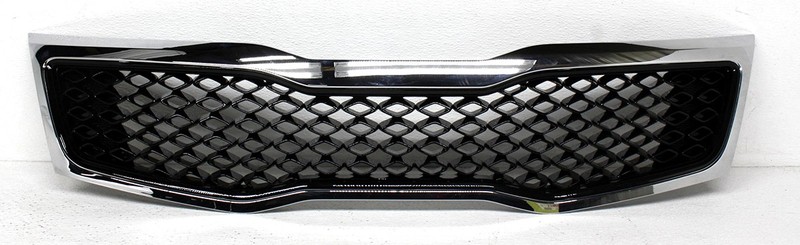 OEM Kia Optima EX,LX (2.4L) Grille 86350-2T000 Scratches