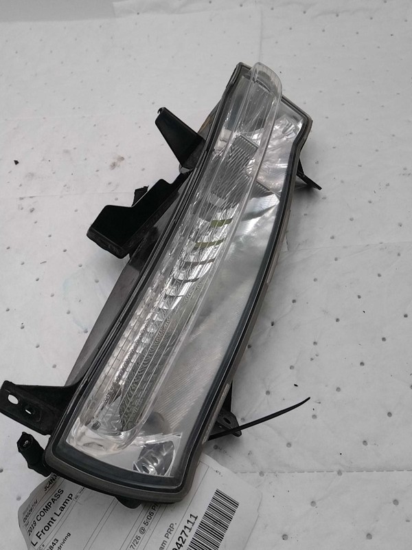 Used Driving Light fits: 2019 Jeep Compass Fog-Driving new style horizontal rear