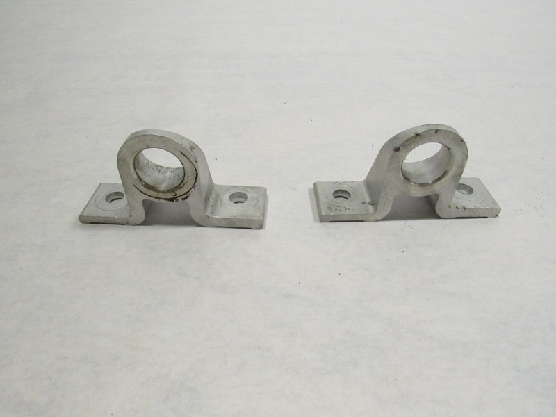 10-15 Jaguar XK XKR 2014 Left Right Top Radiator Mount Holder Bracket Pair |:O