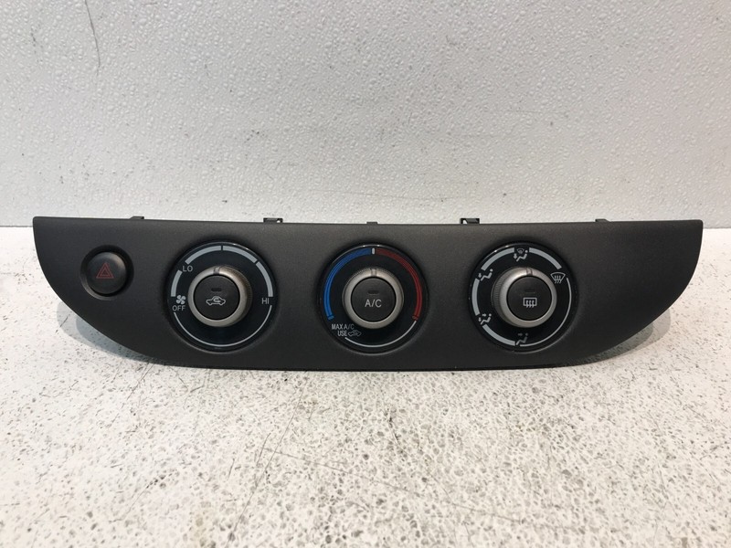 2002 2005 Toyota Camry AC Heat HVAC Climate Control Switch Module Dash Panel