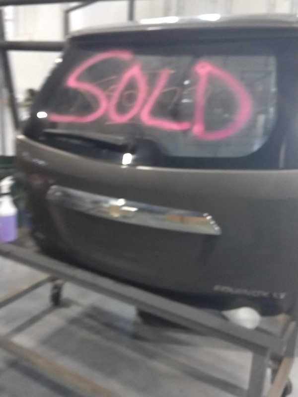 Used Deck Lid fits: 2012 Chevrolet Equinox w/privacy tint glass opt AKO w/rear v