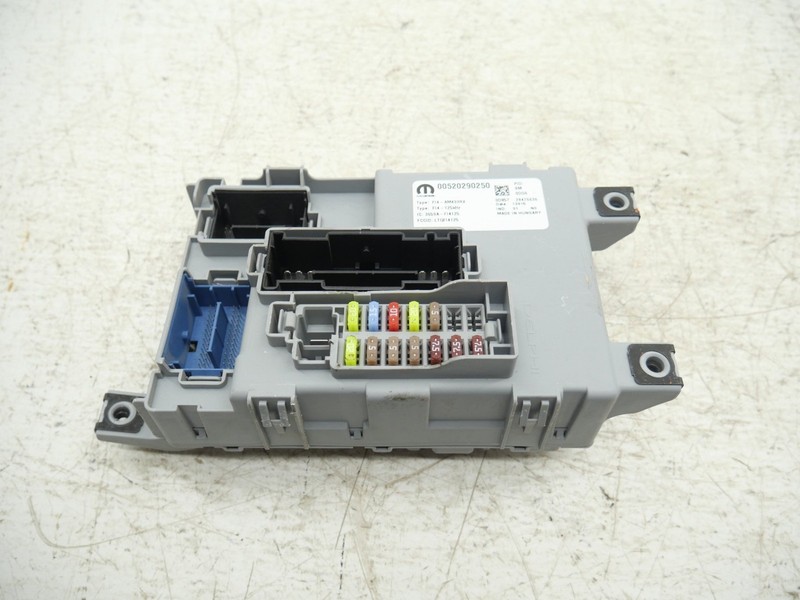 2015-2022 Ram ProMaster City Body Control Module Fuse Box BCM 520290250 OEM