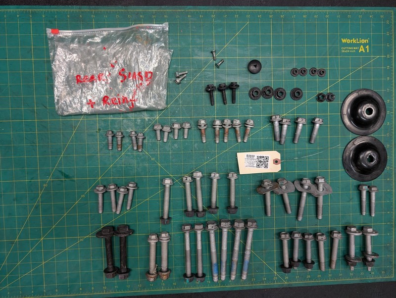 Rear Suspension & Reinforcement Bolts Set 2022 Buick Envision 2021 2023