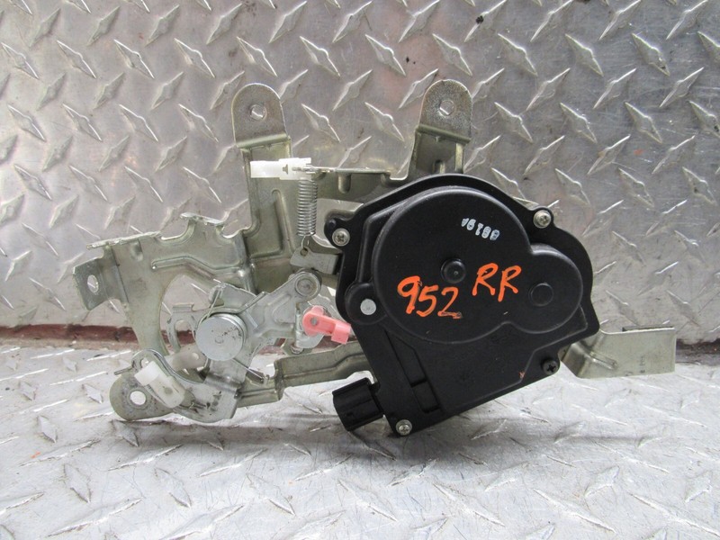 2009 HONDA ODYSSEY RIGHT PASSENGER REAR SLIDING DOOR POWER LOCK ACTUATOR