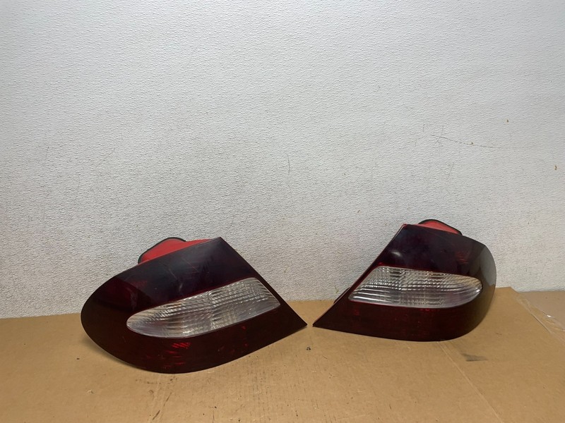 2006-2009 Mercedes Clk-Class Left+Right Side Tail Lights OEM Q6635 DW