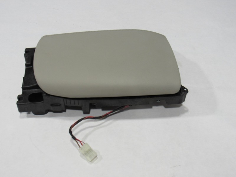 14-20 BMW I8 2015 Front Center Console Armrest Arm Rest Lid Storage Cover :Y