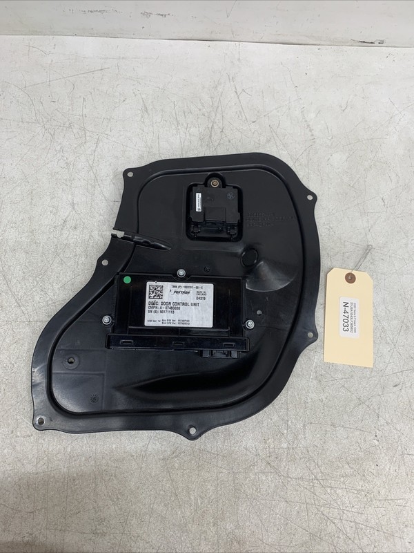12-20 Tesla Model S Front Right Door Control Unit Module w/ Plate 47033 B110