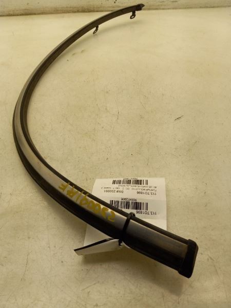 1996 TOYOTA TACOMA PASSENGER SIDE FRONT FENDER TRIM MOLDING
