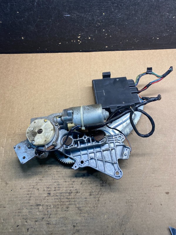 2008-2017 GMC Acadia Enclave Tailgate Back Door Rear Wiper Motor Wiper AA1731 DG