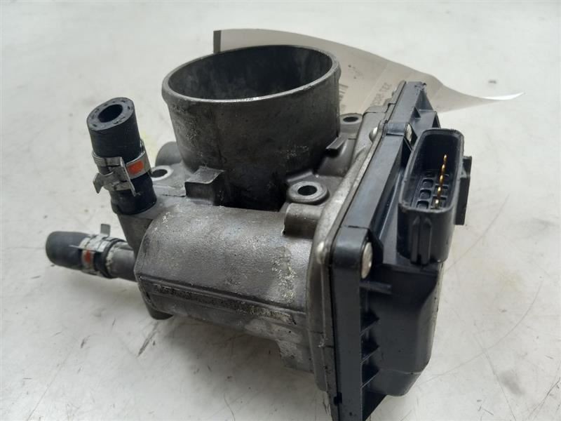 11-19 TOYOTA COROLLA LE 1.8L FWD AT ENGINE THROTTLE BODY