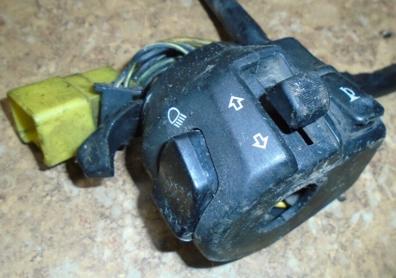 1998 Suzuki GSX-R600 GSXR6 GSXR 600 Left Switches Controls Horn Turn Signal 98