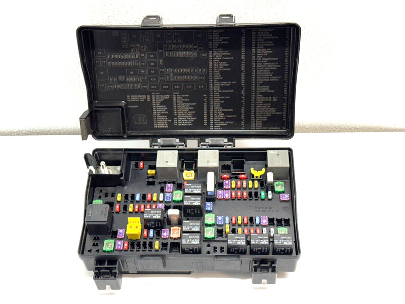 ✅ 15-2021 RAM 1500 FUSE BOX INTELLIGENT POWER DISTRIBUTION CENTER 68322371AA OEM