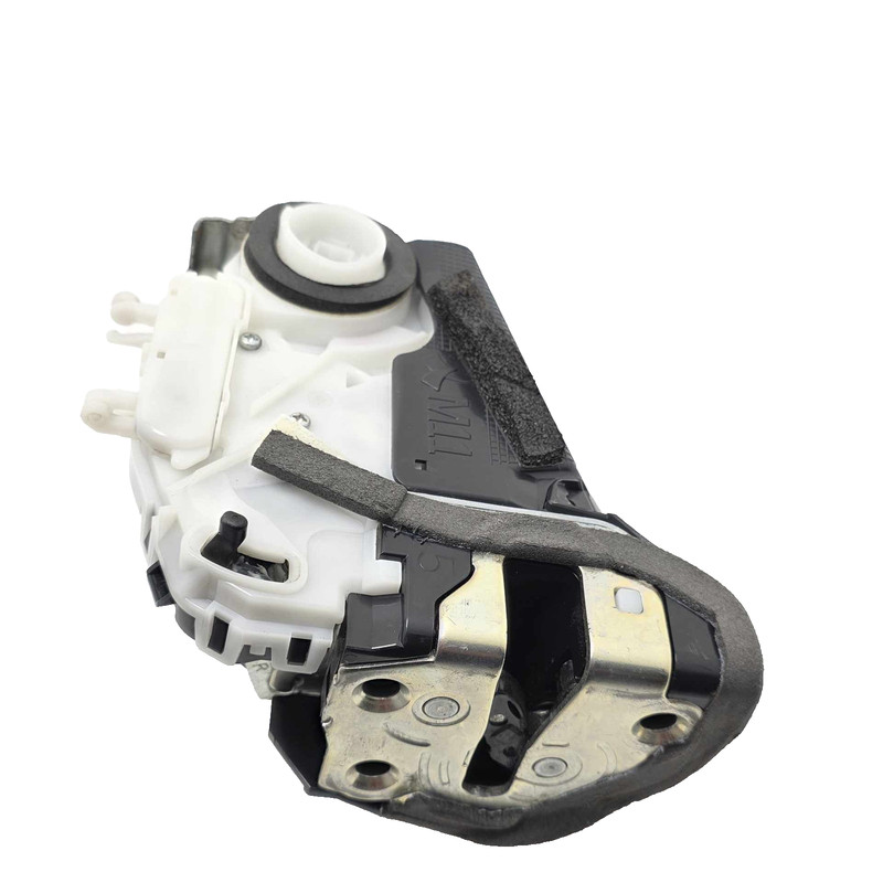 Toyota Prius Rear RH Passenger Door Lock Latch Actuator 2013 P/N 6905047090