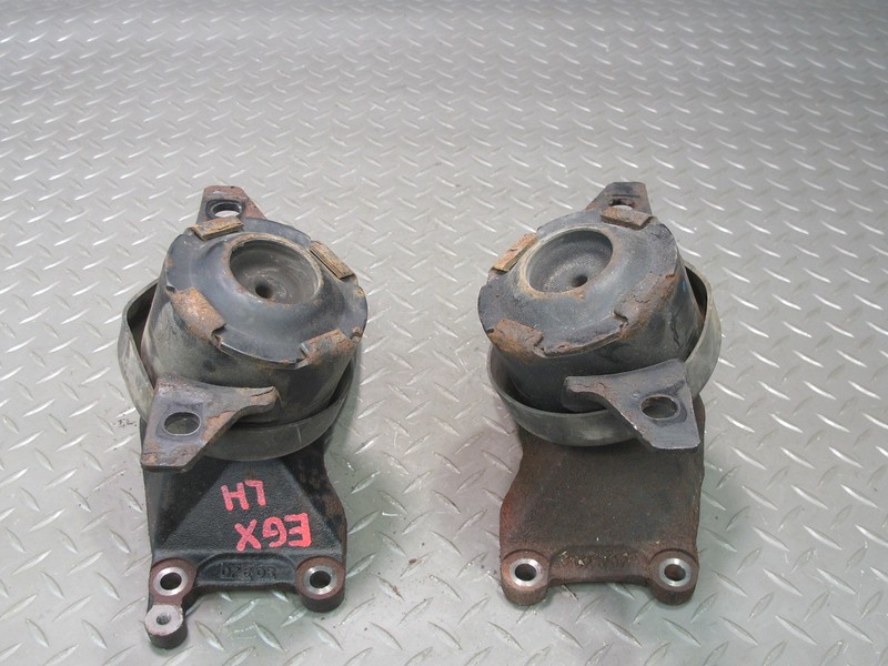 2003-2009 LEXUS UZJ120L GX470 2UZFE LEFT & RIGHT ENGINE MOTOR MOUNT SET OF 2