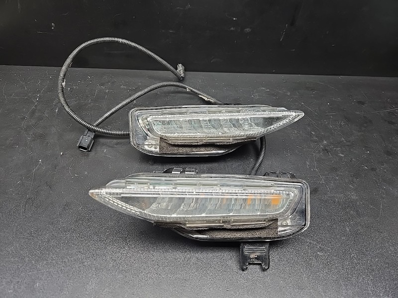INFINITI Q50 2014-2018 OEM FRONT BUMPER LEFT/RIGHT DAY TIME RUNNING LIGHT SET